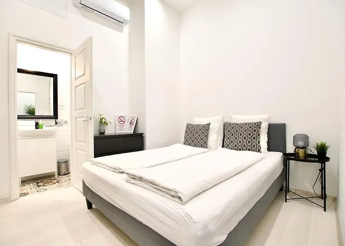 Standard Apartment By Hi5-St. King Mini Studio