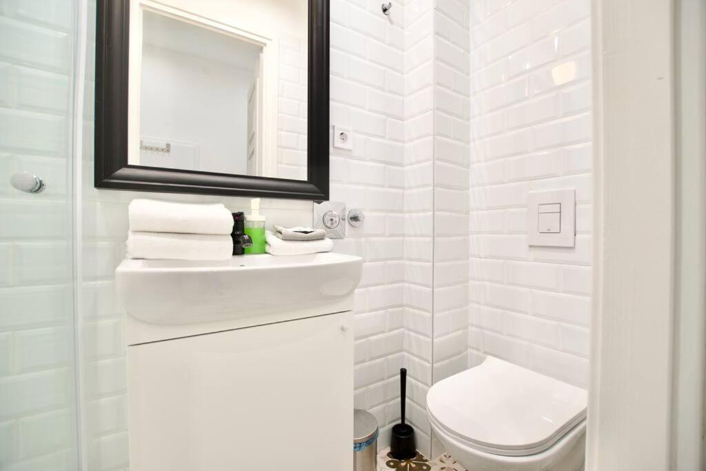 Standard By Hi5-st. King Mini Budapest